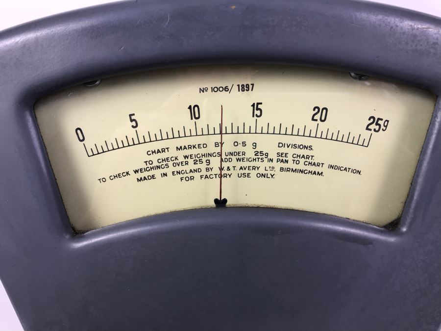 Vintage British Scale By W. & T. Avery Ltd Birmingham, England [Photo 9]