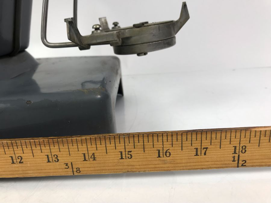 Vintage British Scale By W. & T. Avery Ltd Birmingham, England [Photo 11]