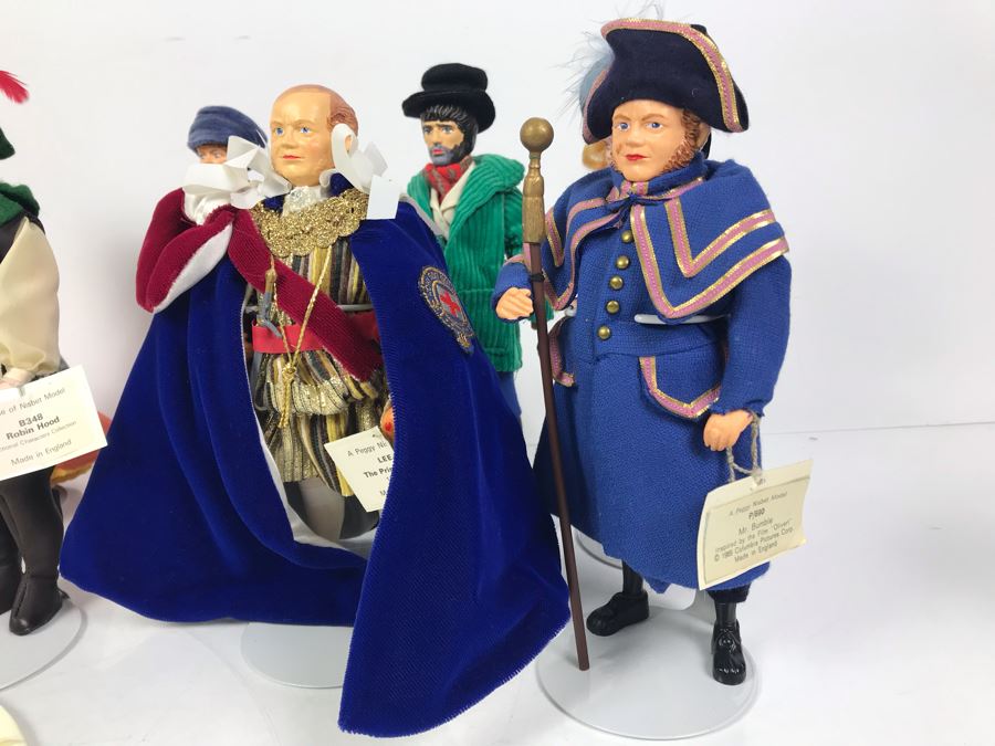 Vintage Collection Of (10) Peggy Nisbet Costume Dolls Including Robin Hood, Sarah Duchess Of York, Oliver Twist And The Artful Dodger Made In England [Photo 6]