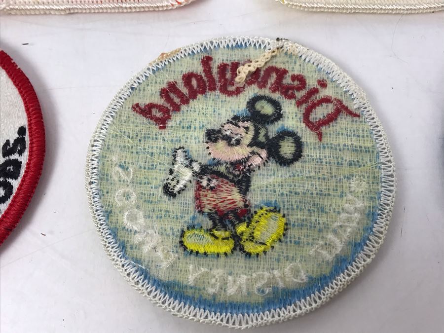 Vintage Walt Disney Disneyland Mickey Mouse Patch And Button Lot [Photo 9]