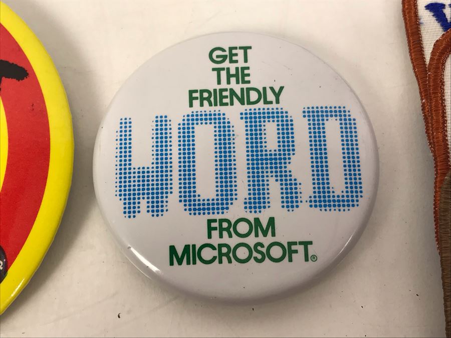 Collectibles Lot With Pins, Patches, Buttons, Keychains: Sit On It Fonzie Button, Word From Microsoft, Dodgers Belt Buckle And Keychain, Brownie Brooch, Vintage Computer Automation Medal, Pan Am Button And More - See Photos [Photo 3]