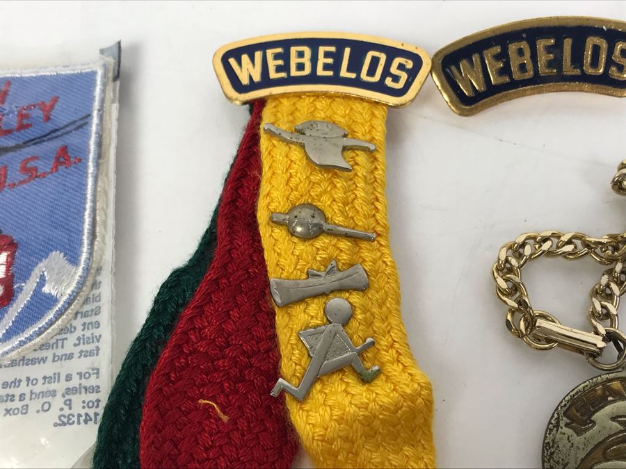 Collectibles Lot With Pins, Patches, Keychains, Bracelet Includes Airline Wings, Marilyn Monroe Brooch, Webelos, Girl Scouts, Trojans Football Brooch, USN, Snow White, Wells Fargo - See Photos [Photo 27]