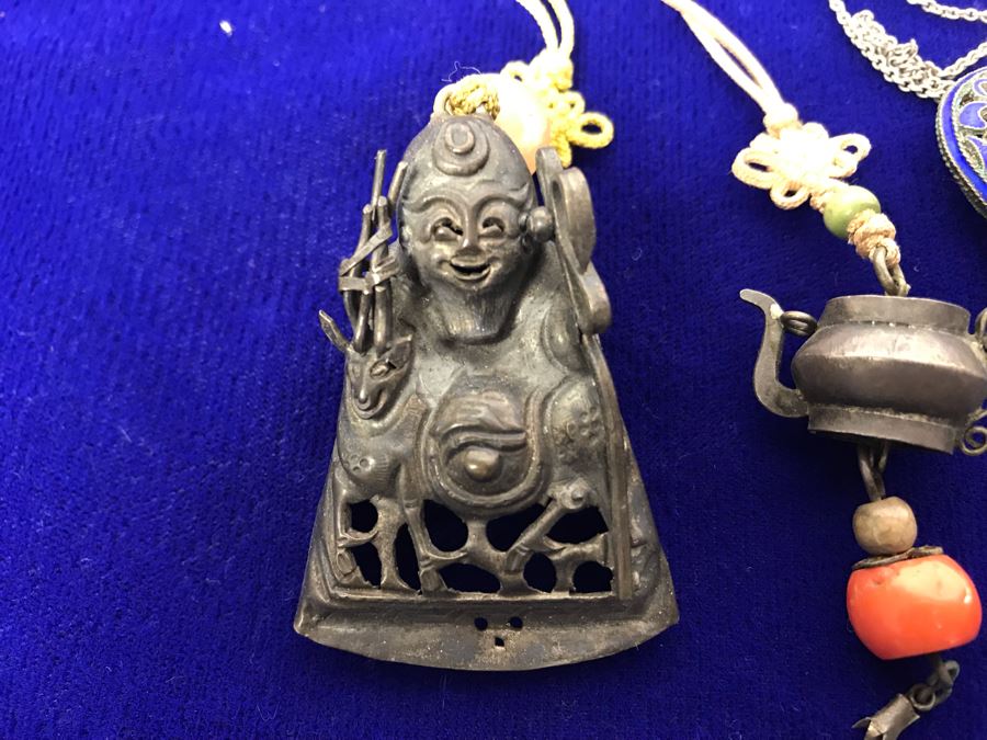 Costume Jewelry Lot With Some Silver: Monet, Trifari, Kramer, Coro - See Photos [Photo 4]