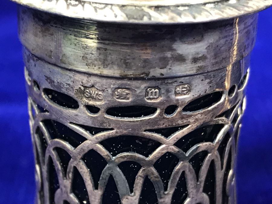 Hallmarked English Silver Pepper Shaker And Salt Dish (Salt Dish Not Marked) [Photo 4]