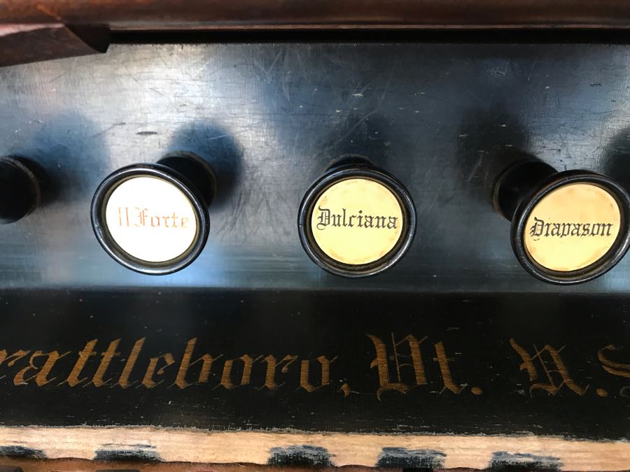 WORKING Antique Victorian Parlor Pump Organ Estey Organ Co Brattleboro Vt Elaborate High Top Mahogany Cabinet With Mirror - Top Removes From Bottom For Easy Moving - Estimate $1,000-$3,000 [Photo 11]