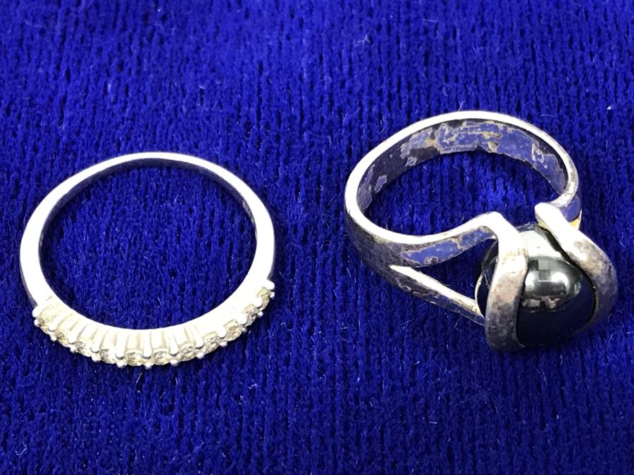 Pair Of Sterling Silver Rings, Sterling Silver Chocker Necklace And Pair Of Sterling Silver Earrings 30.3g [Photo 9]