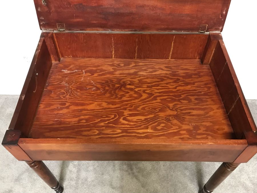 Primitive Slant Top Desk With Hinged Top And Storage 37'W X 25'D X 31'H [Photo 9]