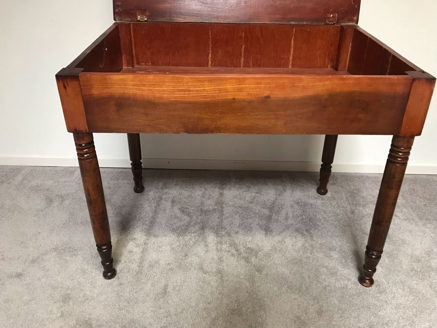 Primitive Slant Top Desk With Hinged Top And Storage 37'W X 25'D X 31'H [Photo 6]