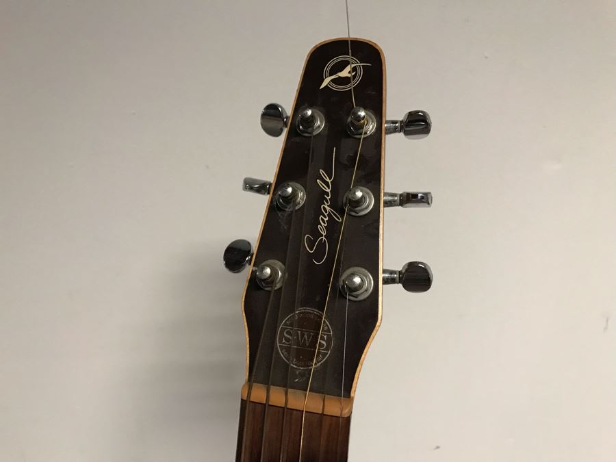 Seagull Acoustic Guitar With Pickup, Stand And Capo Model Maritime SWS CW SG QI [Photo 3]