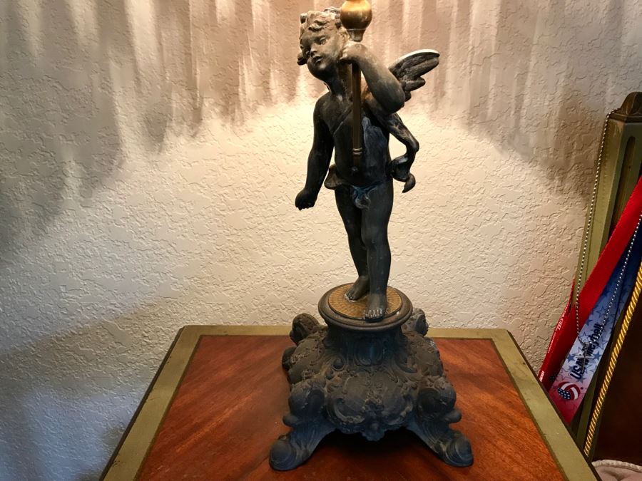 Vintage Metal Cherub Table Lamp With Stunning Crochet Shade [Photo 4]