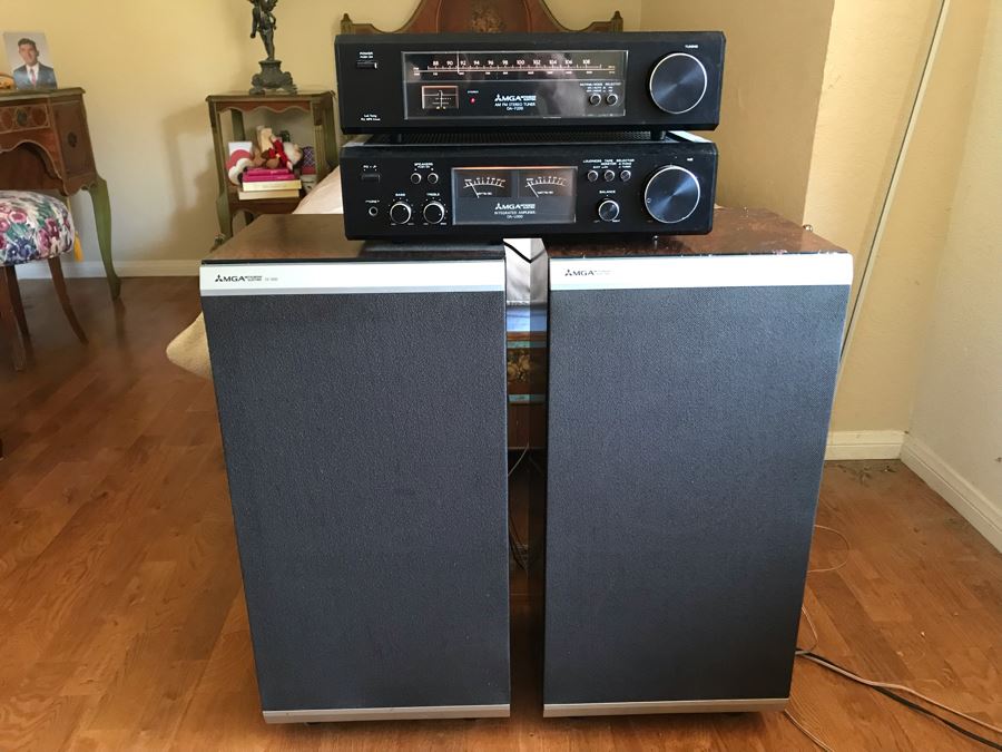 MGA Mitsubishi Electric Integrated Amplifier DA-U300, AM FM Stereo Tuner DA-F200 And Pair Of Speakers SS-300 (Note One Speaker Sounds Good But Has Cosmetic Damage To Foam) [Photo 14]