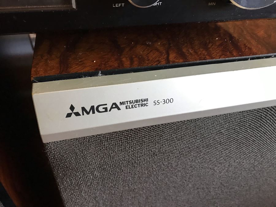 MGA Mitsubishi Electric Integrated Amplifier DA-U300, AM FM Stereo Tuner DA-F200 And Pair Of Speakers SS-300 (Note One Speaker Sounds Good But Has Cosmetic Damage To Foam) [Photo 15]