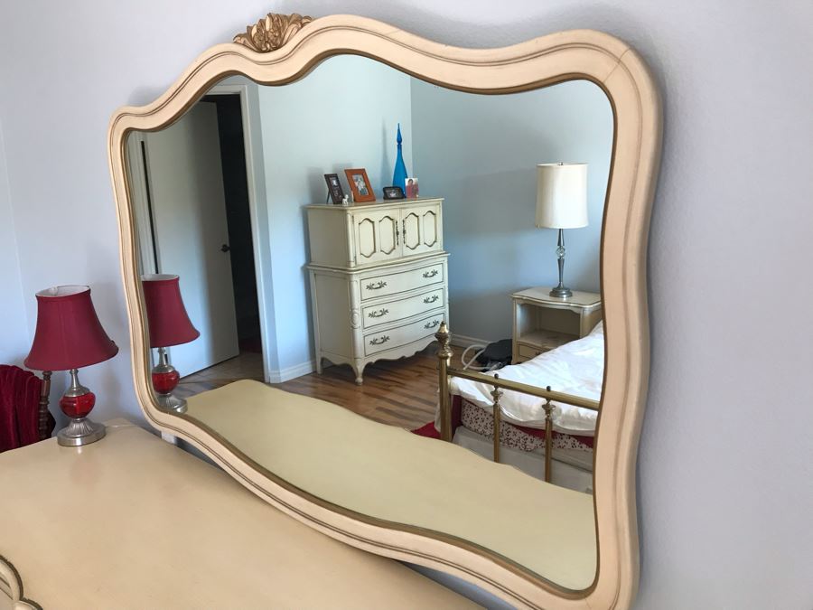 French Provincial Chest Of Drawers Dresser By Drexel [Photo 6]