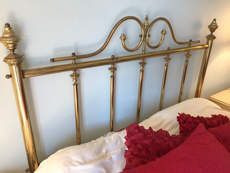 Vintage Queen Size Brass Bed Frame - Does Not Include Mattress, Box Spring Or Bedding [Photo 7]