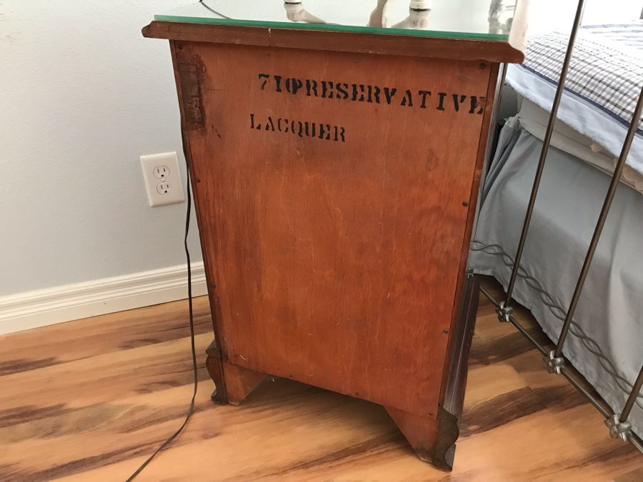 3 Drawer 'Homemakers' Nightstand With Glass Top - Made By John M. Smyth Of Chicago [Photo 5]