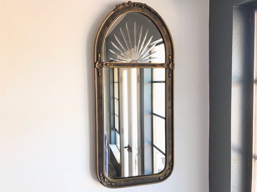 Vintage Painted Wooden Mirror With Etched Sunburst Pattern In Top Of Mirror [Photo 1]