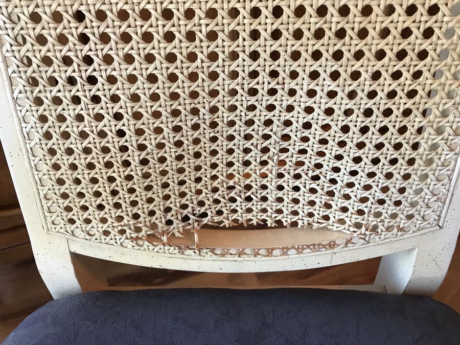 Vintage French Provincial Pedestal Dining Table With 2 Leaves (Not Shown) And (4) Cane Back Chairs (Note That Cane Backs Need To Be Replaced) [Photo 10]