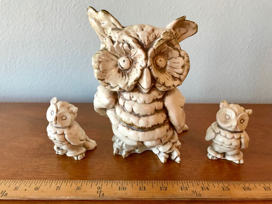 Set Of (3) Vintage USA Pottery Owls [Photo 1]