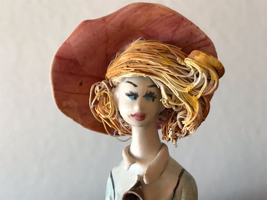 Pair Of Vintage Italian Porcelain Sculptures Signed By Gigi Duso 6.5'H [Photo 4]