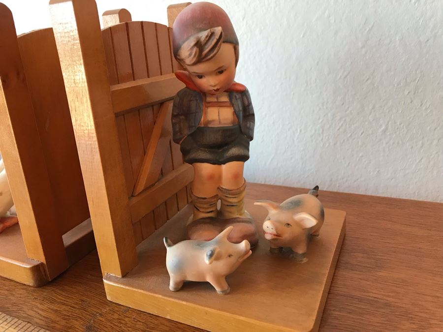 Vintage Bookends Appear To Be Hummel Figurines [Photo 4]