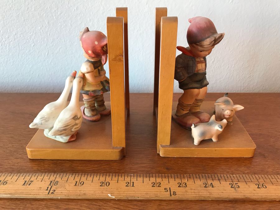 Vintage Bookends Appear To Be Hummel Figurines [Photo 2]