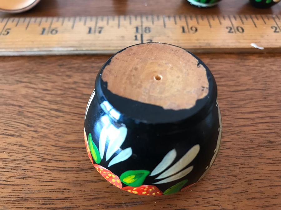 Complete Set Of Hand Painted Wooden Russian Nesting Dolls [Photo 5]