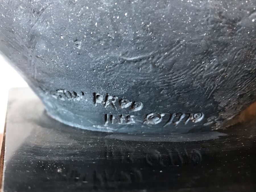 Vintage Austin Productions Sculpture Of Woman With Child 15.5”W × 11ʺD × 20ʺH [Photo 12]