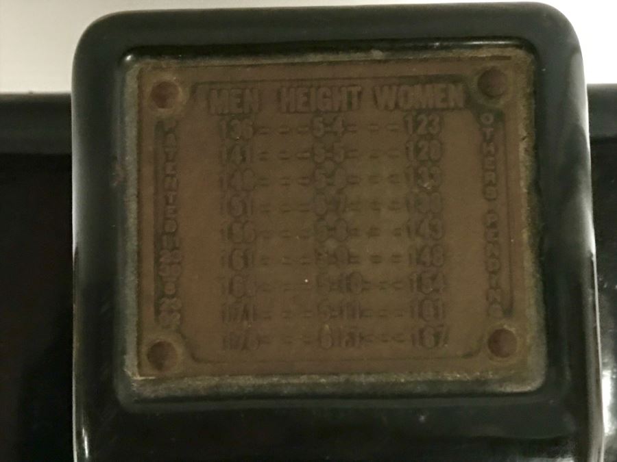 Art Deco Coin-Op Mechanical Scale By The Hamilton Scale Co Person Weigher Model P-W 41'H [Photo 9]