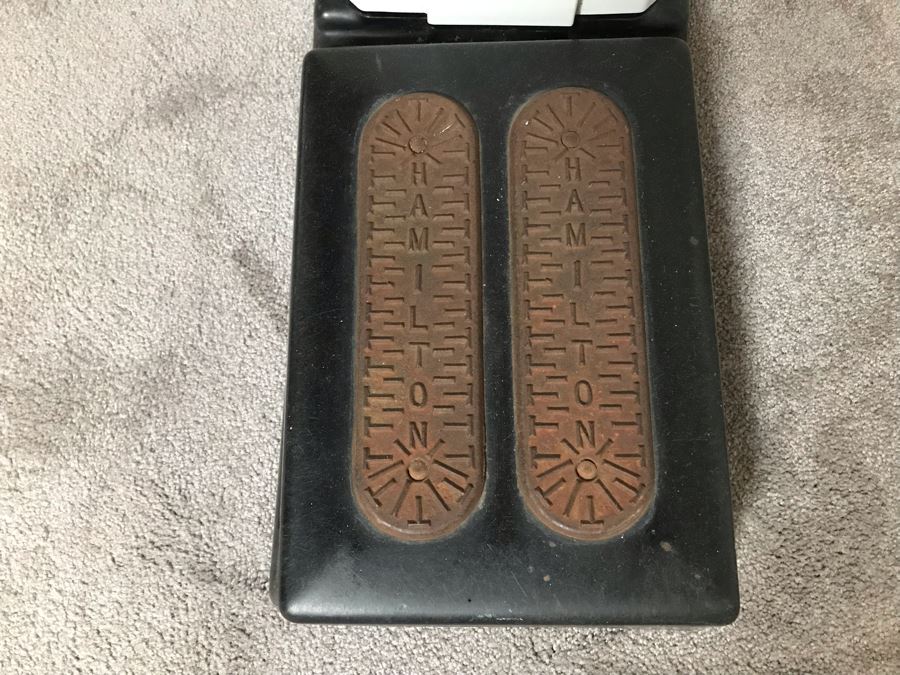 Art Deco Coin-Op Mechanical Scale By The Hamilton Scale Co Person Weigher Model P-W 41'H [Photo 15]