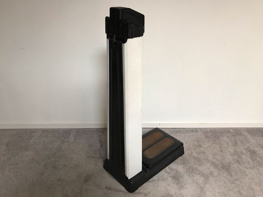 Art Deco Coin-Op Mechanical Scale By The Hamilton Scale Co Person Weigher Model P-W 41'H [Photo 14]