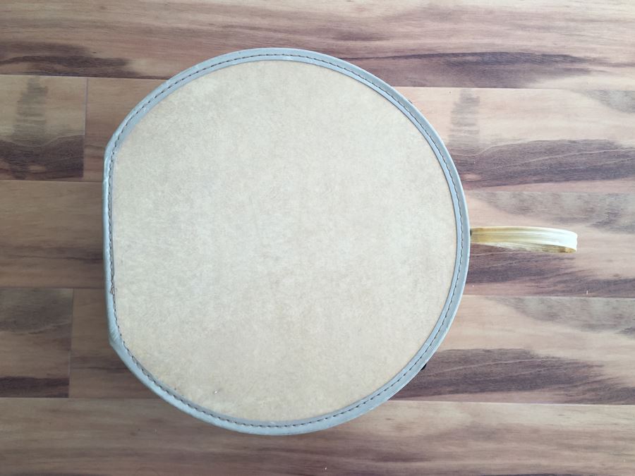 Vintage Hat Box With Black Marshall Field & Family Hat, White Noreen Fashion Hat, Beaded Black Gloves And 20's Flapper Style Black Hair Comb [Photo 7]