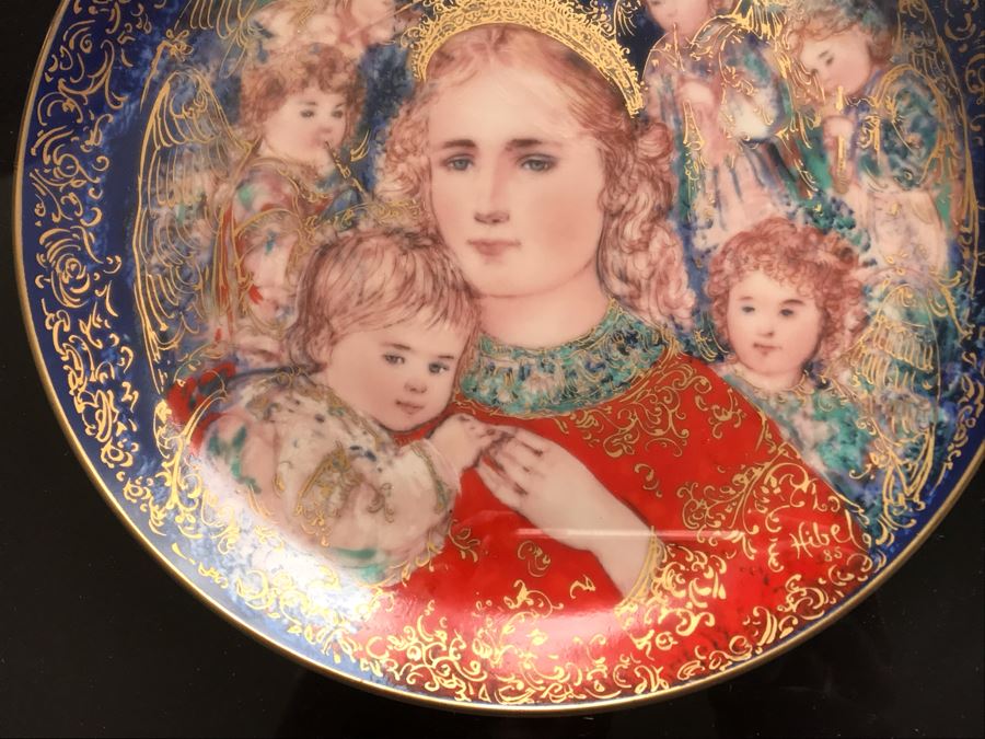Set Of (4) Edna Hibel Limited Edition Christmas Plates 9': 1985, 1986 And (2) 1987 [Photo 20]