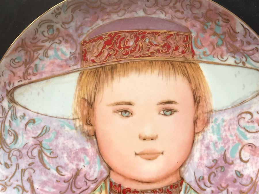 Set Of (4) 1984 Edna Hibel Limited Edition 'A Tribute To All Children' Plates: Giselle, Gerard, Todd And Wendy [Photo 6]