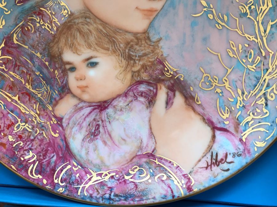 Set Of (4) Edna Hibel Limited Edition Mother's Day Plates With Boxes: 1984, 1985, 1986 And 1987 [Photo 14]