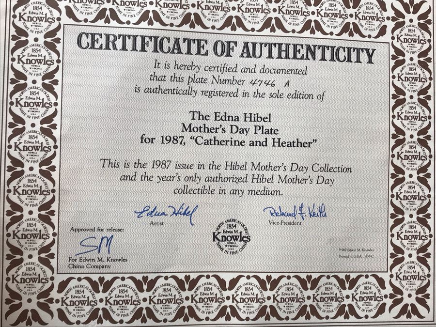 Set Of (4) Edna Hibel Limited Edition Mother's Day Plates With Boxes: 1984, 1985, 1986 And 1987 [Photo 28]
