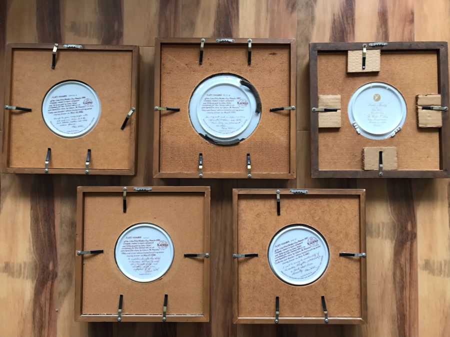 Set Of (5) Limited Edition Framed Edna Hibel Plates: (1) Leah's Family - The World I Love And (4) Mother's Day Plates 1984-1987 [Photo 21]