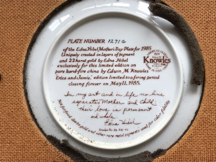 Set Of (5) Limited Edition Framed Edna Hibel Plates: (1) Leah's Family - The World I Love And (4) Mother's Day Plates 1984-1987 [Photo 24]