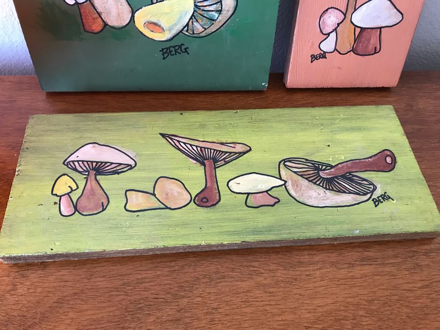 Vintage Red Glass Bowl, Carved Wooden Bird And (3) Original Vintage Mushroom Paintings On Board By Berg [Photo 8]