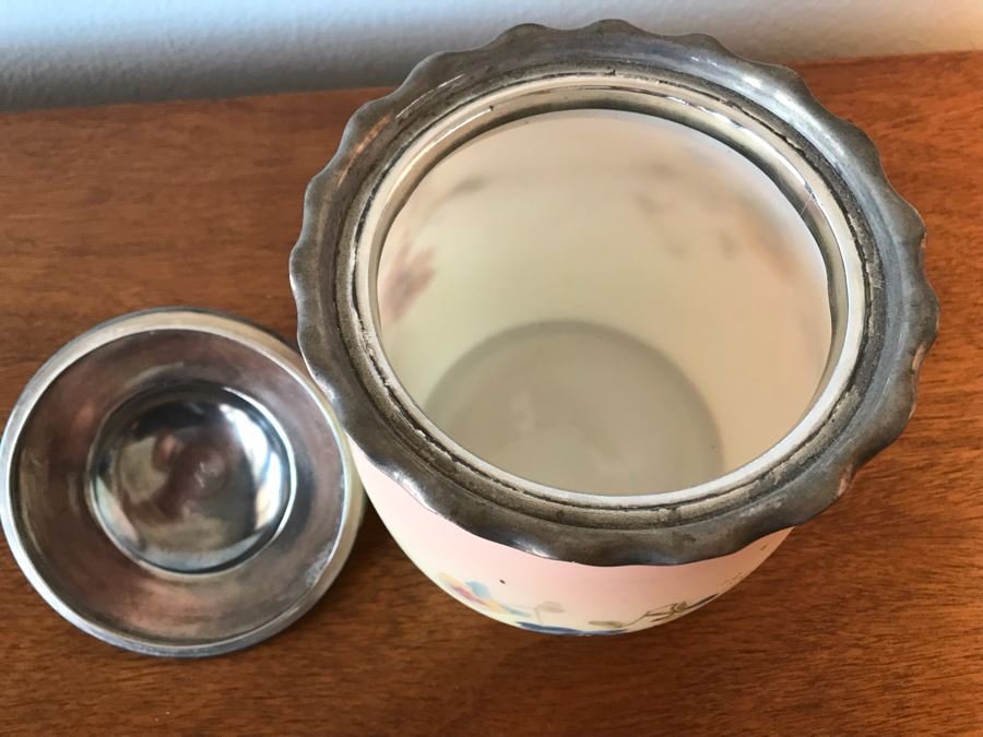 Victorian Era Hand Painted Biscuit Jar And Yogoslavian Hand Crafted Crystal Table Lamp [Photo 10]