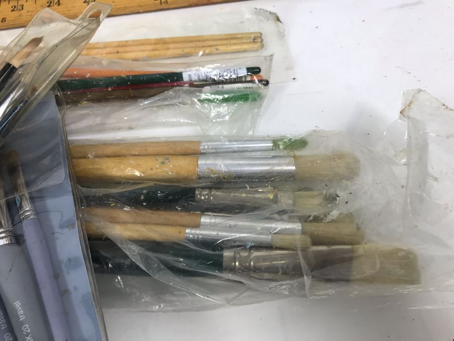 Huge Supply Of Artist's Brushes From Local Plein Air Painter Donald 'David' Ainsley's Estate [Photo 14]
