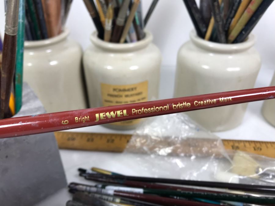 Huge Supply Of Artist's Brushes From Local Plein Air Painter Donald 'David' Ainsley's Estate [Photo 19]