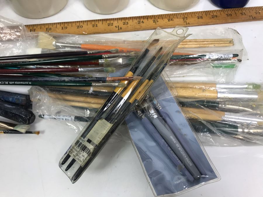 Huge Supply Of Artist's Brushes From Local Plein Air Painter Donald 'David' Ainsley's Estate [Photo 13]