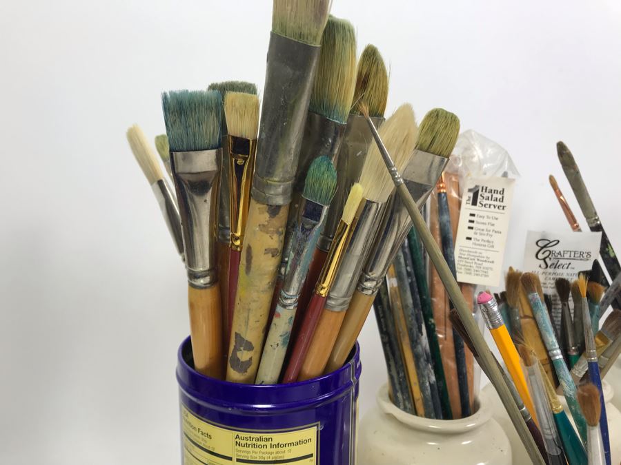 Huge Supply Of Artist's Brushes From Local Plein Air Painter Donald 'David' Ainsley's Estate [Photo 20]