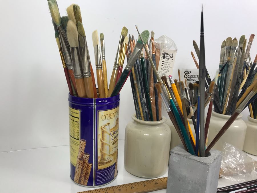 Huge Supply Of Artist's Brushes From Local Plein Air Painter Donald 'David' Ainsley's Estate [Photo 11]