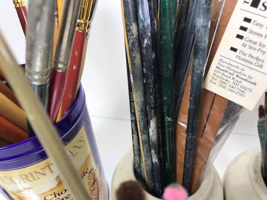 Huge Supply Of Artist's Brushes From Local Plein Air Painter Donald 'David' Ainsley's Estate [Photo 18]