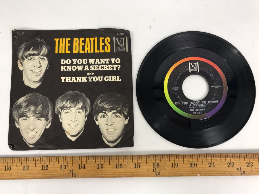 The Beatles - 45rpm collection sold (15)