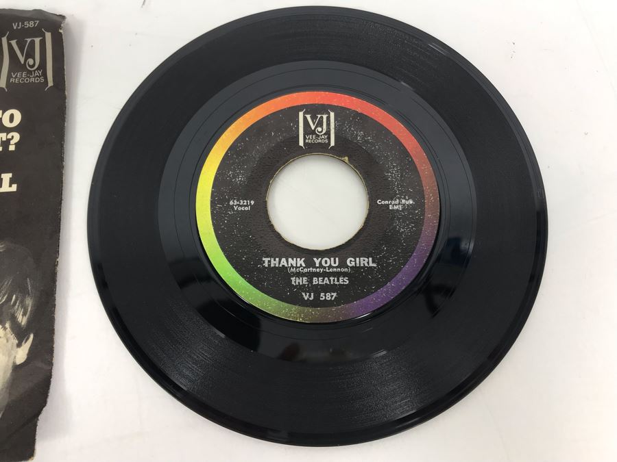 The Beatles Do You Want TO Know A Secret And Thank You Girl Vee-Jay Records VJ 587 45RPM Vinyl Record With Record Sleeve [Photo 6]
