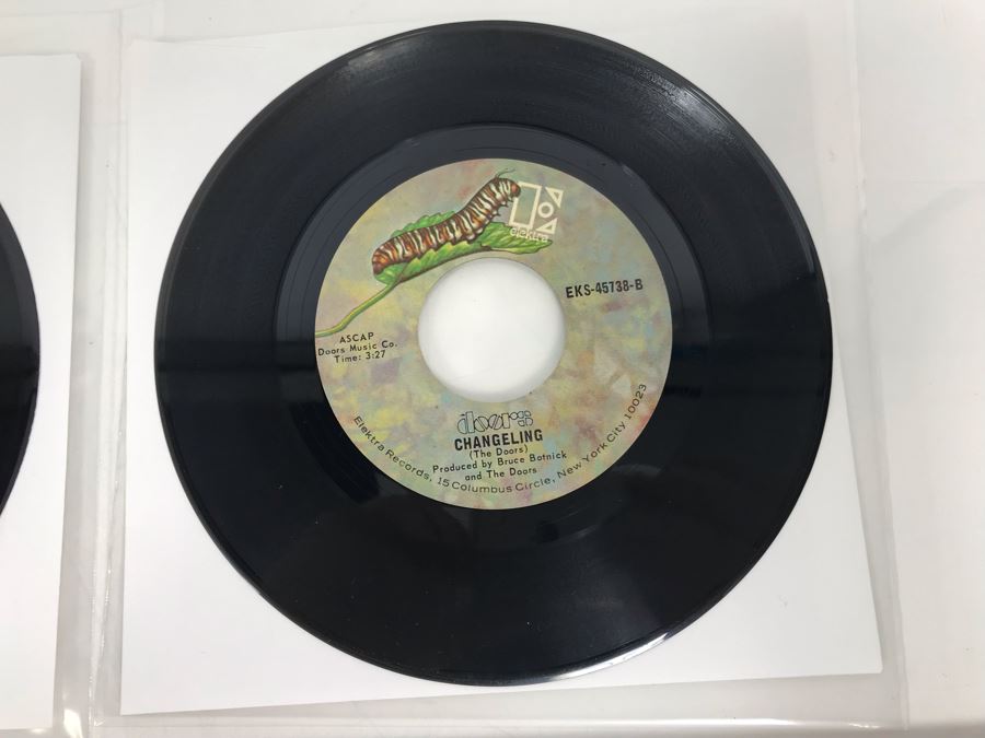 (2) Copies Of The Doors Riders On The Storm And Changeling 45RPM Vinyl Records EKS-45738 Elekra Records [Photo 3]