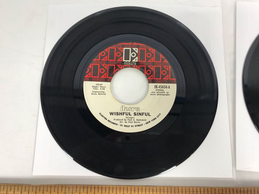 The Doors Love Me Two Times And Moonlight Drive EK-45624; Wishful Sinful And Who Scared You EK-45656 45RPM Vinyl Records Elektra Records [Photo 6]