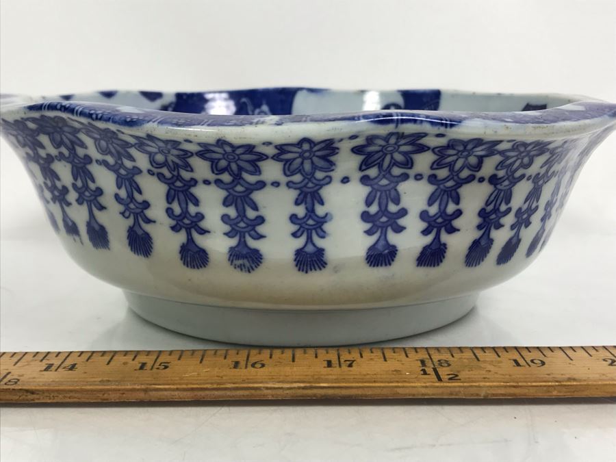 Vintage Japanese Blue And White Bowl 9'D [Photo 2]